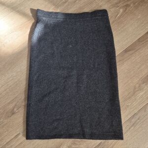 TSE 100% Cashmere Charcoal Pencil Skirt Small